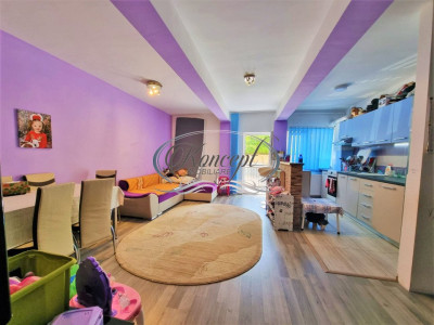 Apartament cu parcare pe strada Valea Garbaului