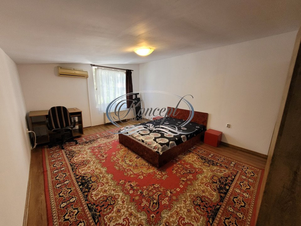 Casa pet friendly in Plopilor