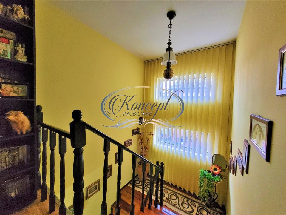 Duplex cu garaj pe strada Sub Cetate