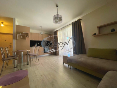 Apartament la etaj intermediar pe strada Porii