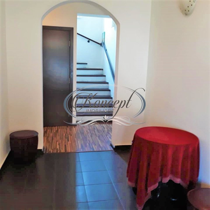 Duplex mobilat si utilat, zona Terra