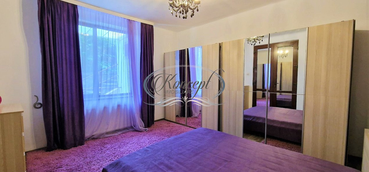 Apartament cu curte pe strada Victor Babes
