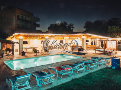 Pensiune cu piscina in Gilau