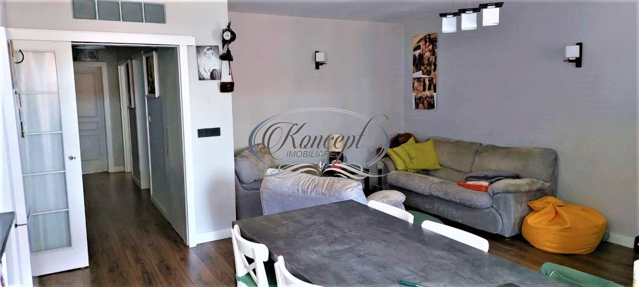 Apartament cu 2 parcari, zona BMW Floresti