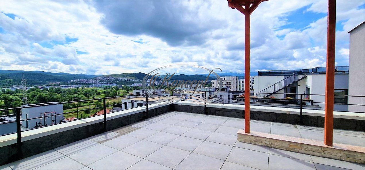 Apartament spatios cu terasa panoramica