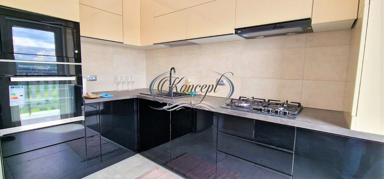 Apartament spatios cu terasa panoramica