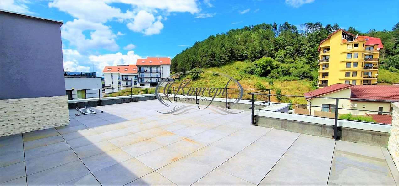 Apartament spatios cu terasa panoramica
