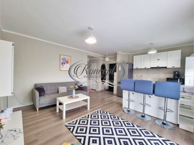 Apartament modern la etaj intermediar