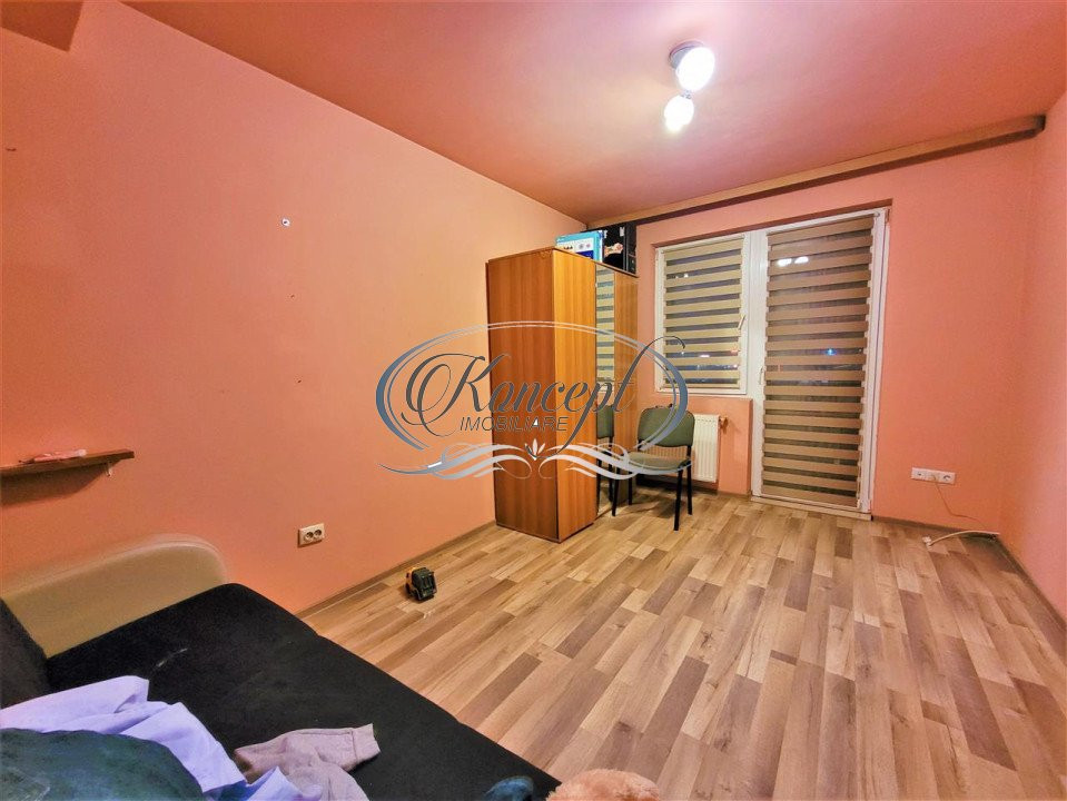 Apartament decomandat la etajul 1