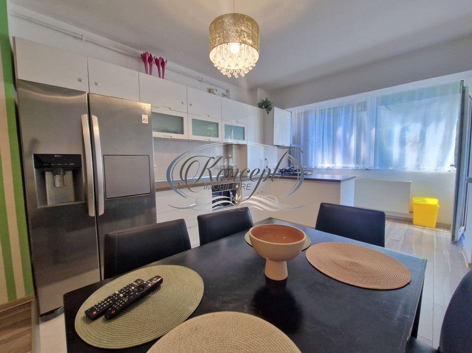 Apartament cu parcare pe strada Edgar Quinet