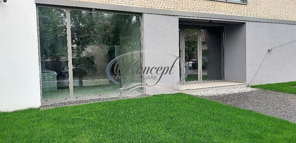Spatiu comercial semicentral