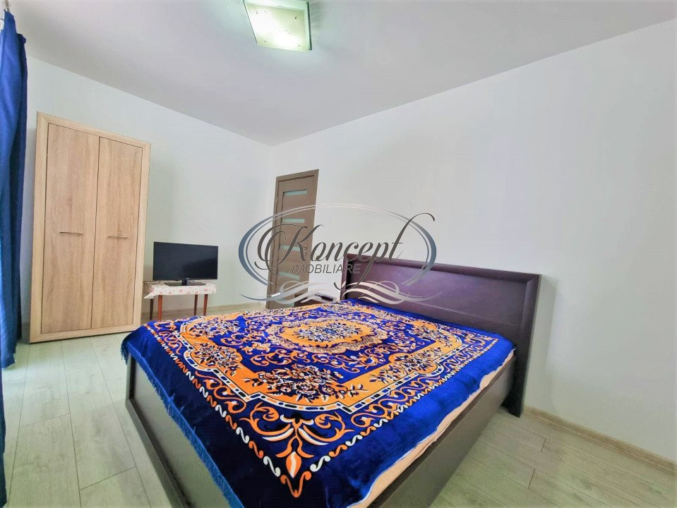 Apartament la etaj intermediar cu parcare