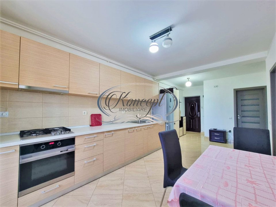 Apartament la etaj intermediar cu parcare