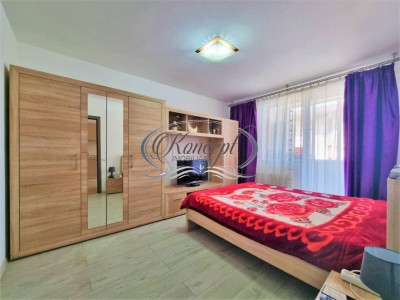 Apartament la etaj intermediar cu parcare