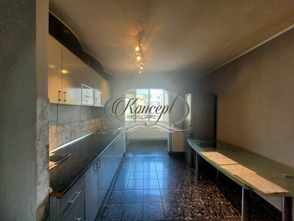 Apartament cu parcare pe strada Fabricii de Zahar