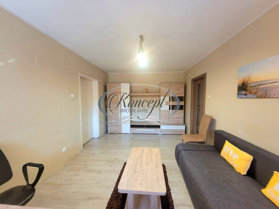 Apartament cu parcare in zona Semicentrala