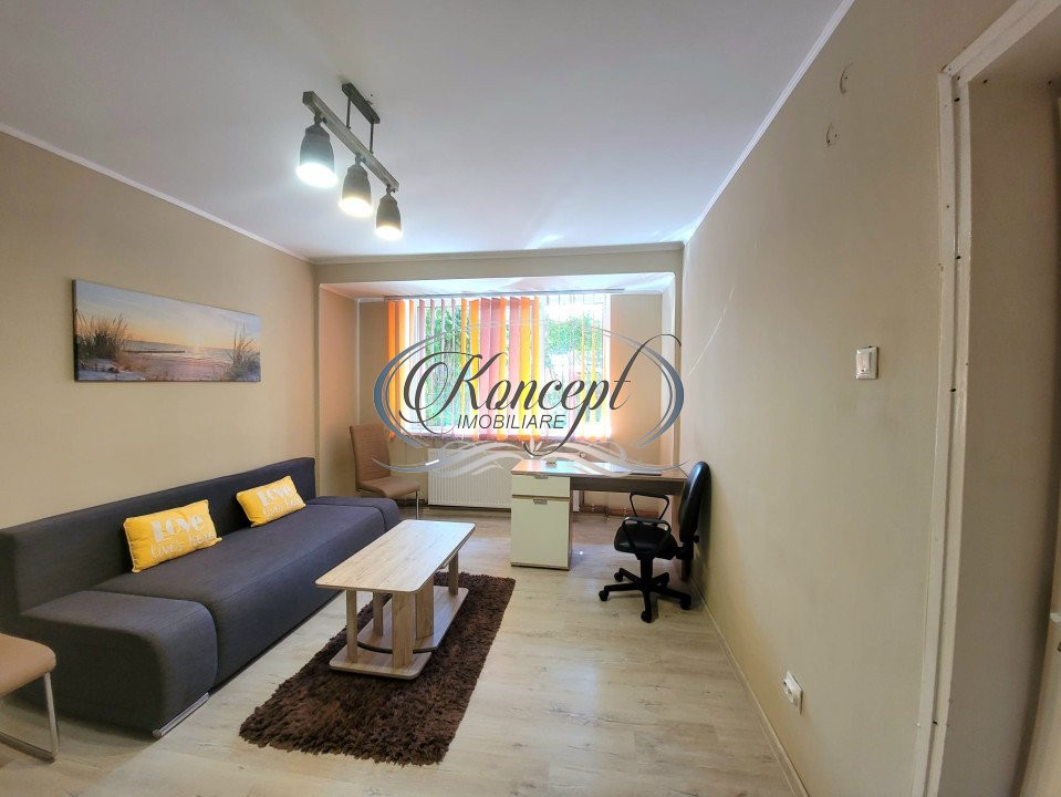 Apartament cu parcare in zona Semicentrala