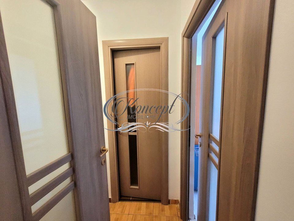 Apartament cu parcare in zona Semicentrala