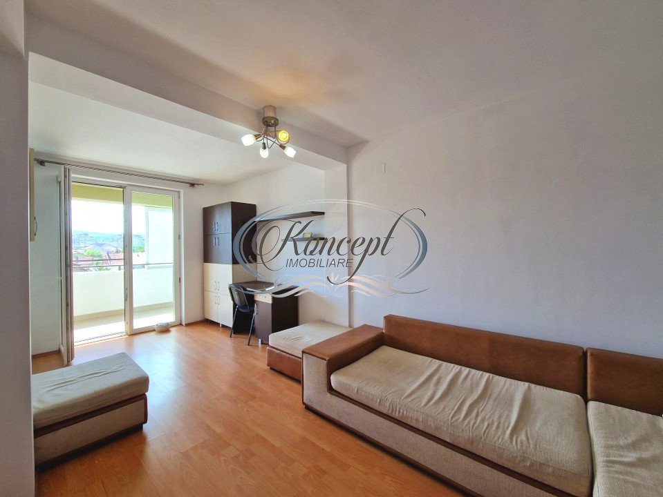 Apartament cu parcare in zona Piata 1 Mai