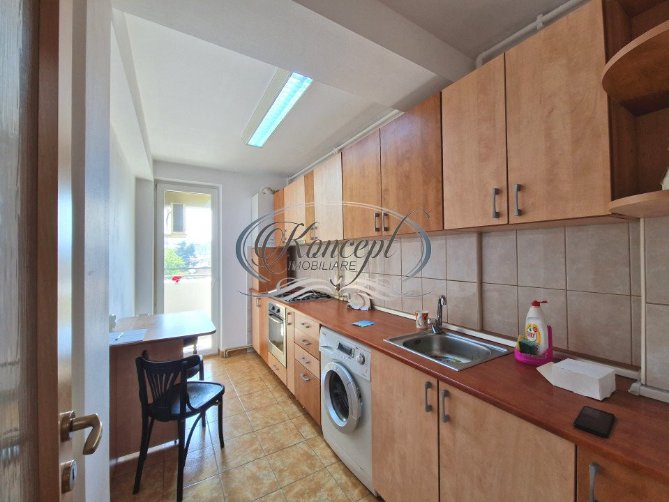 Apartament cu parcare in zona Piata 1 Mai