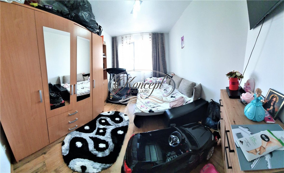 Apartament cu parcare, str Florilor