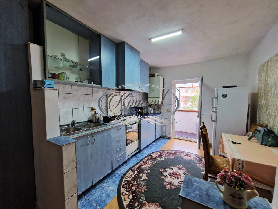 Apartament cu parcare pe strada Gorunului