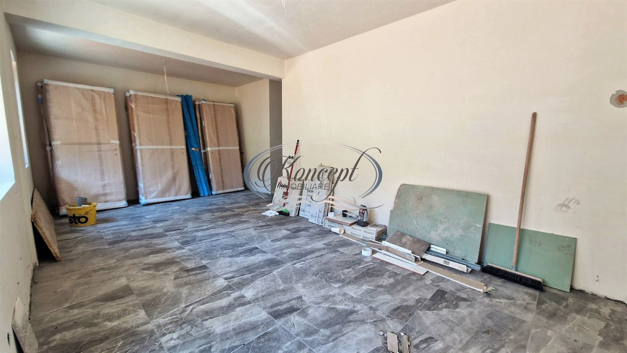Apartament cu gradina, garaj si boxa, Sub Cetate