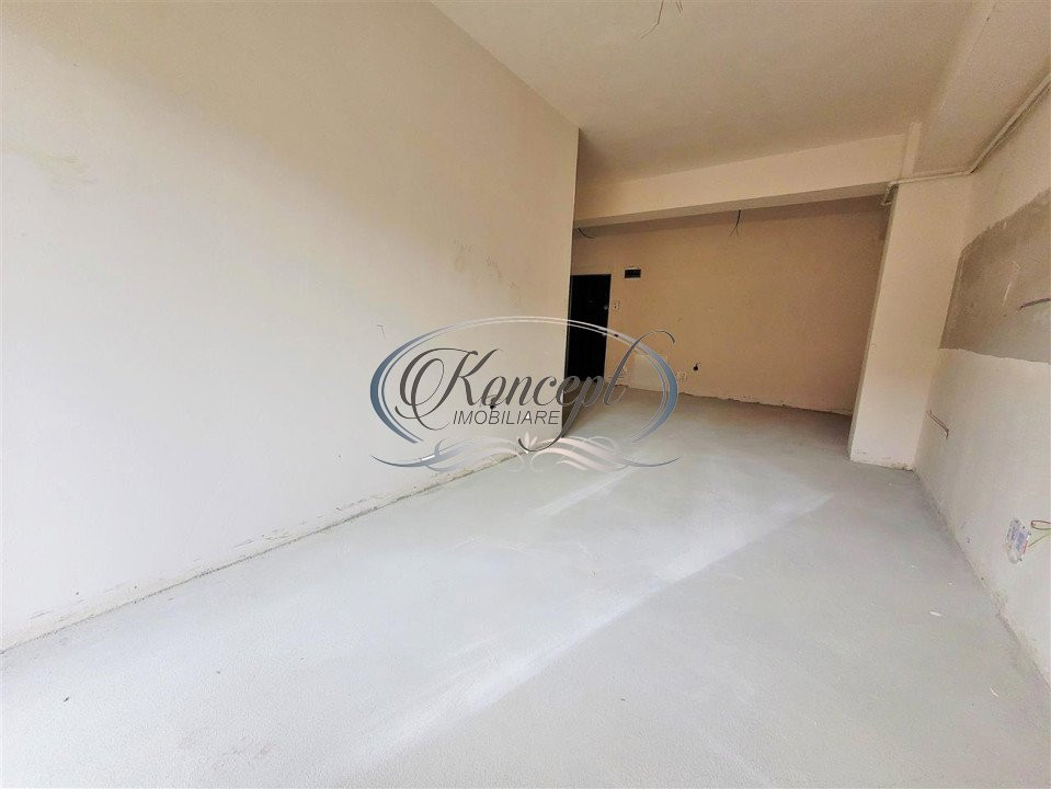 Apartament luminos cu parcare