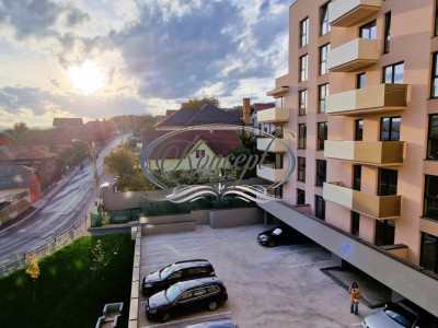 Apartament spatios cu parcare subterana