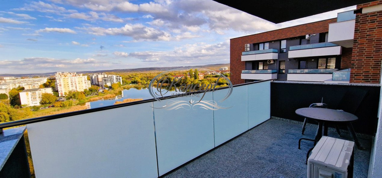 Apartament deosebit si cu parcare subterana in Park Lake