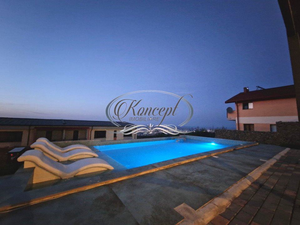 Duplex ultrafinisat cu piscina in Feleacu