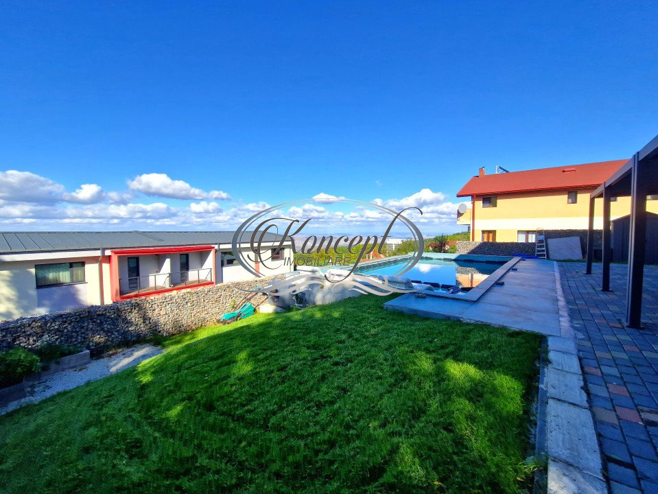 Duplex ultrafinisat cu piscina in Feleacu