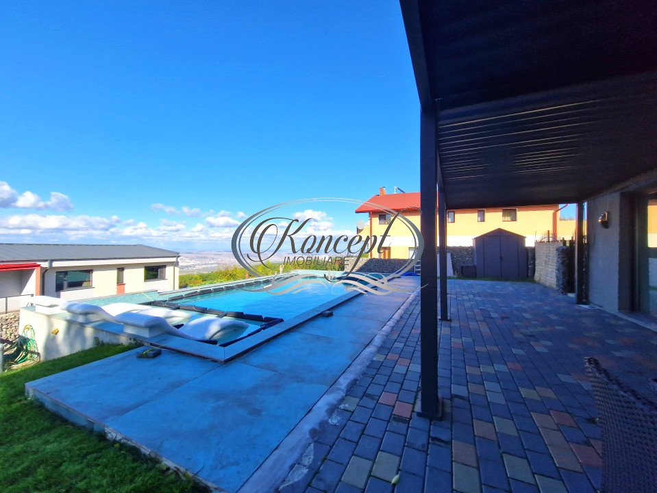 Duplex ultrafinisat cu piscina in Feleacu