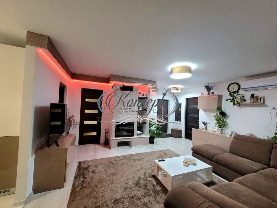 Apartament cu panorama si 3 locuri de parcare 