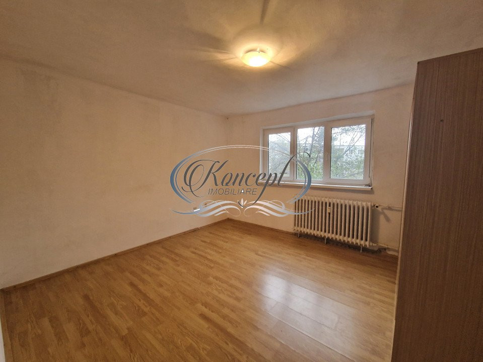 Apartament la etajul 1 pe strada Mehedinti