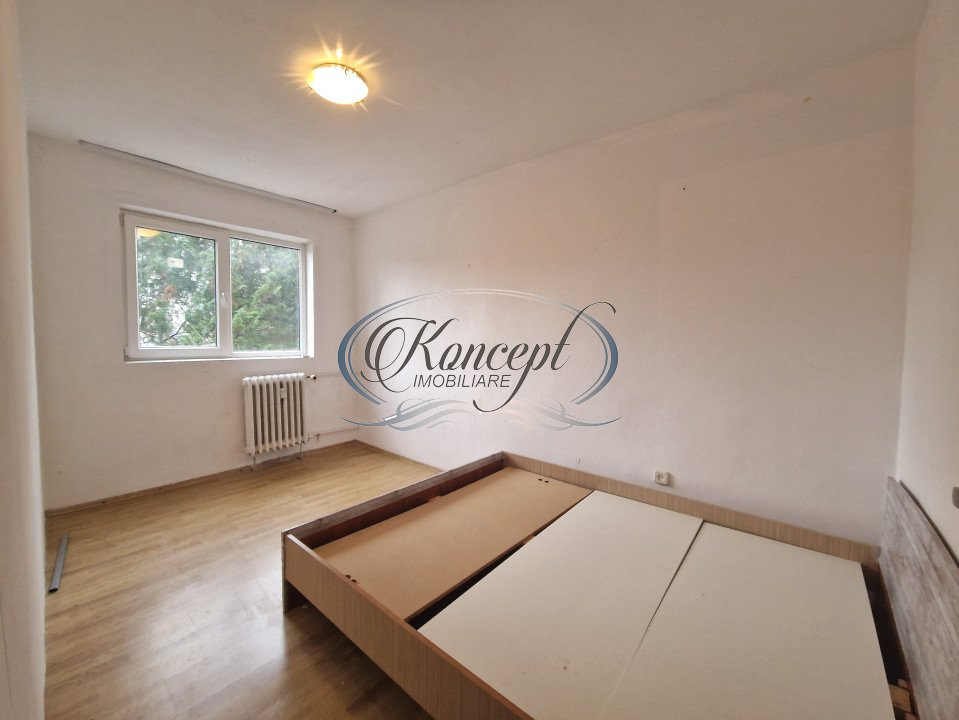 Apartament la etajul 1 pe strada Mehedinti