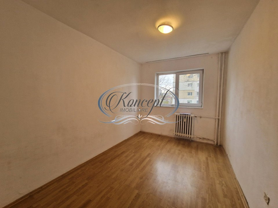 Apartament la etajul 1 pe strada Mehedinti