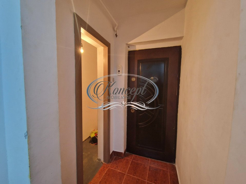 Apartament la etajul 1 pe strada Mehedinti