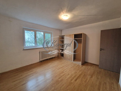 Apartament la etajul 1 pe strada Mehedinti
