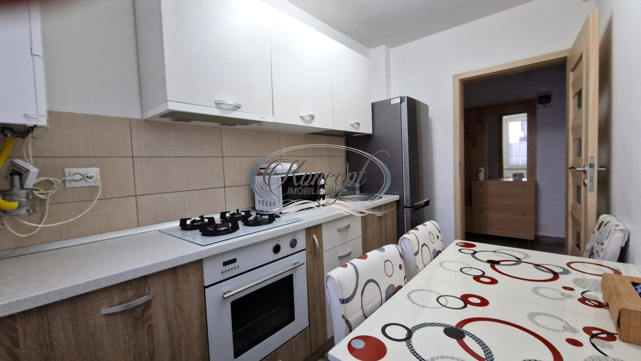 Apartament cu parcare pe strada Cetatii, Floresti