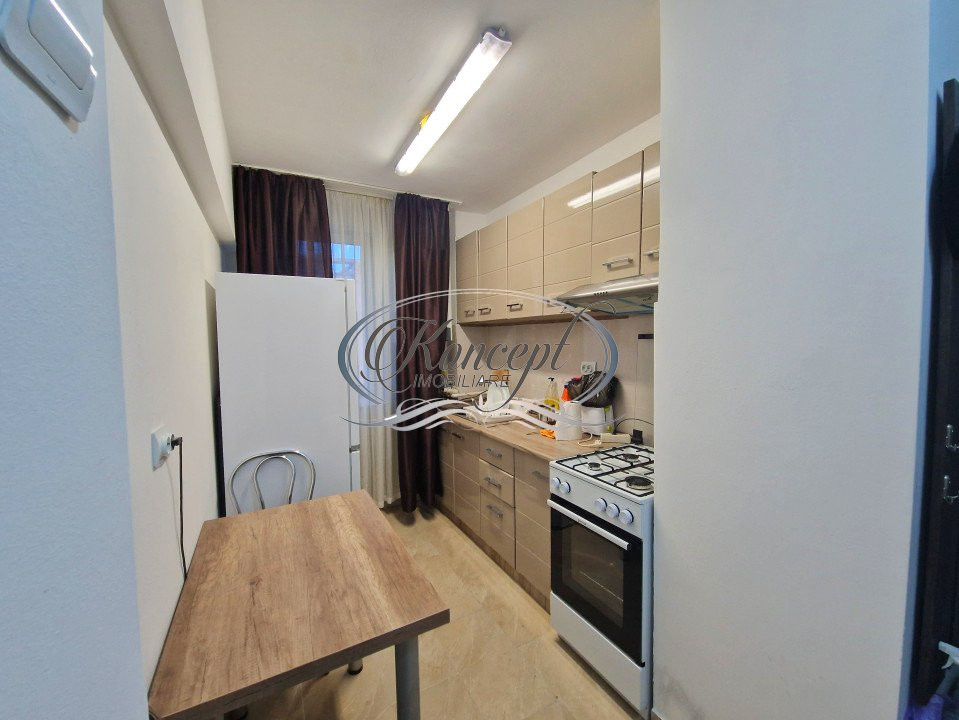 Apartament la etaj intermediar in zona Mercur