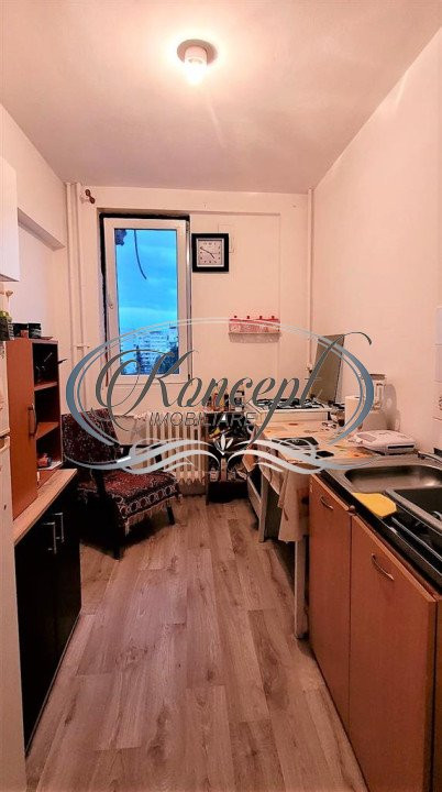 Apartament la etaj intermediar pe Herculane