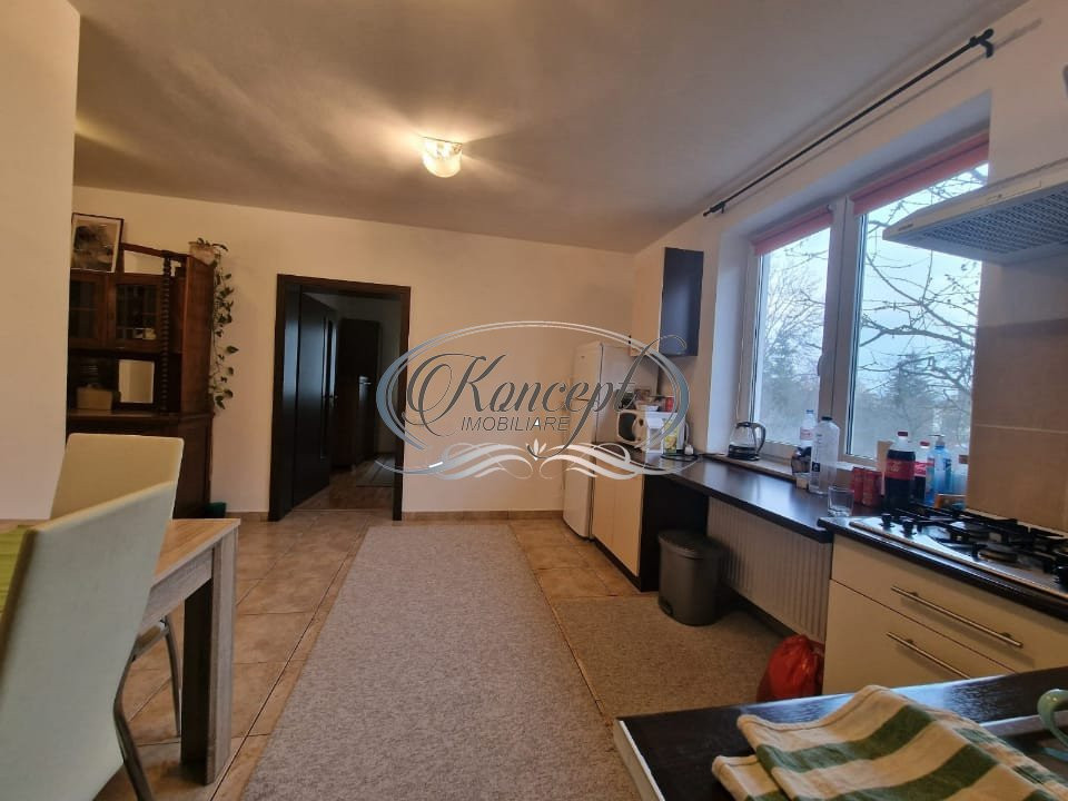 Apartament/spatiu de birouri in Piata Engels
