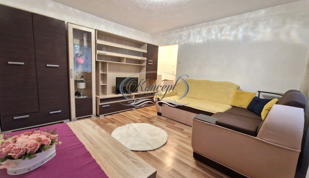 Apartament cu parcare pe strada Alverna