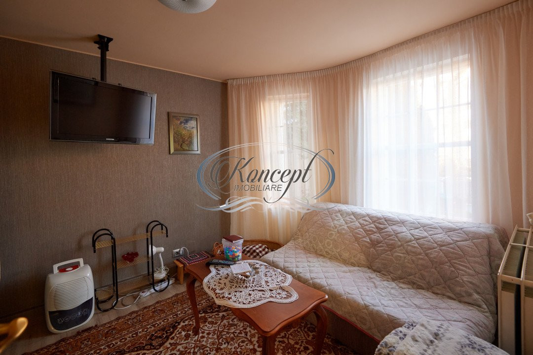  Casa cu destinatie Mixta 