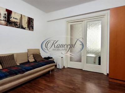Apartament la 2 minute de parcul Central