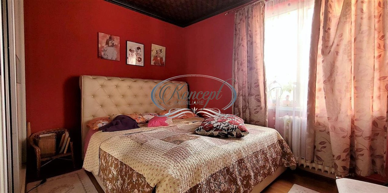 Apartament la etaj intermediar, strada Alverna