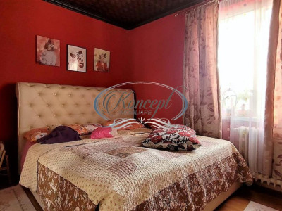 Apartament la etaj intermediar, strada Alverna