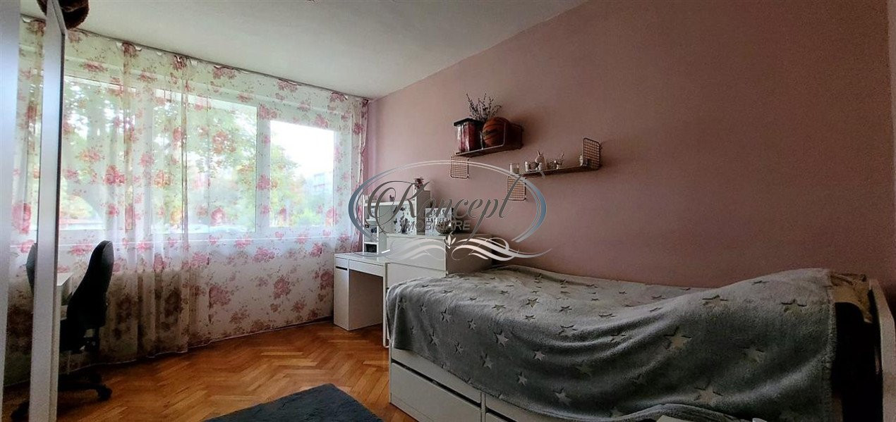 Apartament cu 3 camere, zona Parcul Rozelor