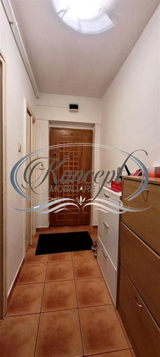 Apartament cu 3 camere, zona Parcul Rozelor